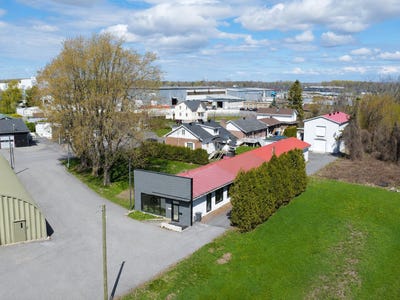/international/ca/1885-boul-monseigneur-langlois-salaberry-de-valleyfield-quebec-310107914561/