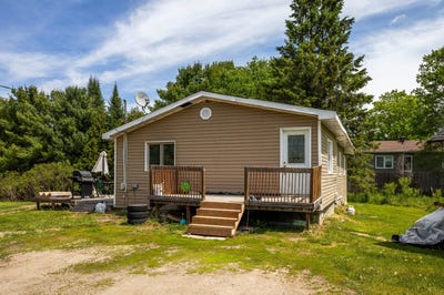 /international/ca/11-ch-des-chardons-val-des-monts-quebec-310108670822/