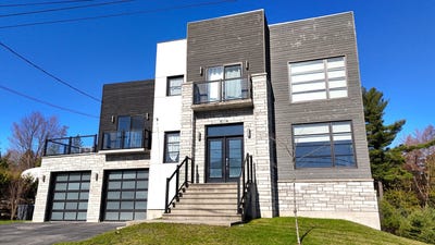 /international/ca/360-rue-des-melezes-cookshire-eaton-quebec-310106391681/