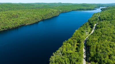 /international/ca/ch-du-lac-labelle-labelle-quebec-310098474376/