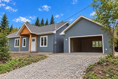 /international/ca/33-little-deer-lane-chester-basin-nova-scotia-310120160175/