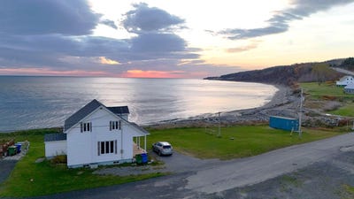 /international/ca/14-rue-fabien-cote-gaspe-quebec-310107009777/