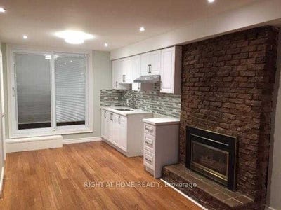 /international/ca/1088-pearson-drive-oakville-ontario-310100716706/