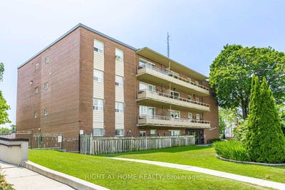 /international/ca/104-71-jonesville-crescent-toronto-ontario-310100952825/