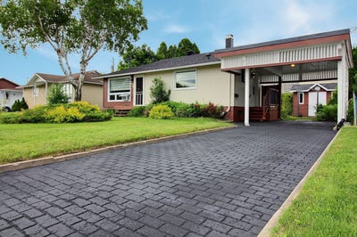 /international/ca/4228-rue-des-ormes-jonquiere-qc-g8a1s1-ca-jonquiere-quebec-310100663393/