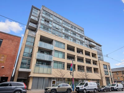 /international/ca/630-queen-st-e-toronto-on-m4m-1g3-canada-toronto-ontario-310108044375/