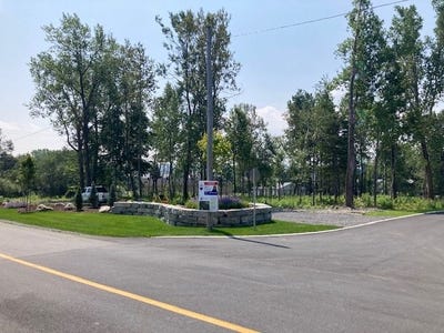 /international/ca/4557-rue-de-la-grande-ourse-lac-megantic-quebec-310108306434/