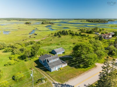 /international/ca/279-chebogue-road-arcadia-nova-scotia-310109071665/