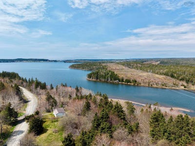 /international/ca/499-corbetts-cove-rd-st-peter-s-ns-b0e-3b0-canada-richmond-county-ns-310109092597/