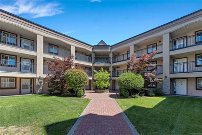 /international/ca/3969-shelbourne-st-saanich-british-columbia-310109017493/