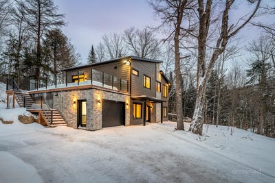 /international/ca/85-ch-des-faucons-mont-blanc-quebec-310106590832/