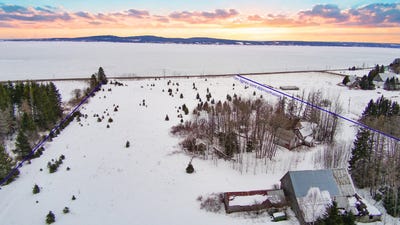 /international/ca/route-de-la-pointe-fleurant-escuminac-quebec-310106396055/
