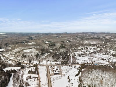 /international/ca/799-route-principale-val-des-monts-quebec-310106413957/