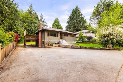 /international/ca/1561-merlynn-crescent-north-vancouver-british-columbia-310108669479/