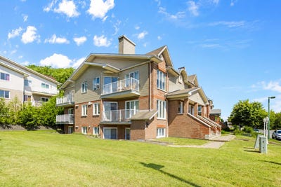 /international/ca/1-av-de-la-citadelle-gatineau-quebec-310108483537/
