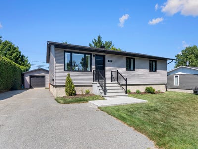 /international/ca/1112-boul-des-pins-val-dor-qc-j9p4y3-ca-val-d-or-quebec-310101485042/?lang=de