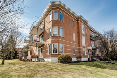 /international/ca/50-rue-st-zephirin-victoriaville-quebec-310107420655/
