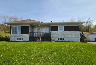 /international/ca/285-av-d-amours-matane-quebec-310107062440/