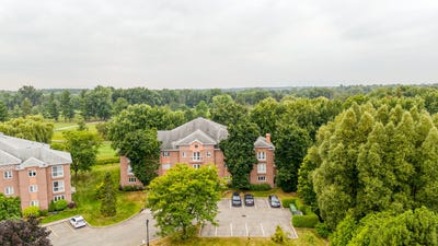 /international/ca/1550-av-du-golf-saint-hyacinthe-qc-j2s8v3-ca-saint-hyacinthe-quebec-310101442023/?lang=pt