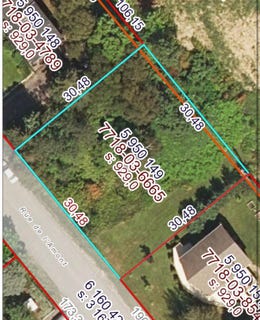 /international/ca/rue-de-l-amont-saint-ferreol-les-neiges-quebec-310106391266/