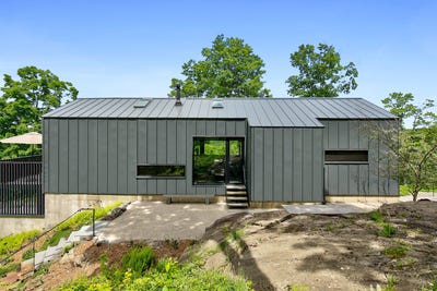 /international/ca/120-rue-des-sommets-bolton-est-quebec-310106968220/