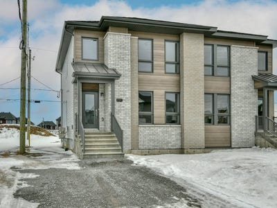 /international/ca/496-rue-du-muscat-sainte-marthe-sur-le-lac-quebec-310106429431/