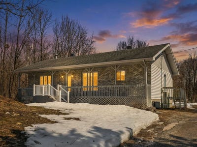 /international/ca/42-ch-townline-lochaber-partie-ouest-quebec-310107244913/