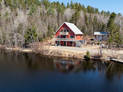 /international/ca/289-291-rue-de-port-aux-quilles-saint-simeon-qc-g0t1x0-ca-saint-simeon-quebec-310100932875/?lang=zh-cn