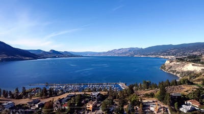 /international/ca/725-westminster-avenue-e-penticton-british-columbia-310098635777/