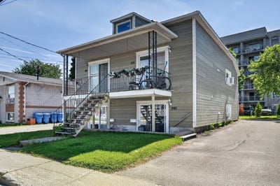 /international/ca/888-894-rue-laviolette-saint-jerome-quebec-310108835135/