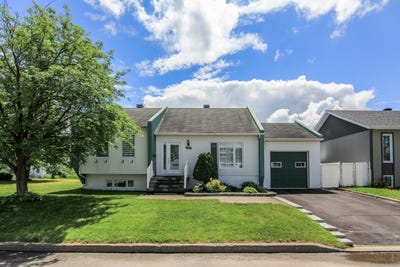 /international/ca/149-rue-des-tournesols-chicoutimi-quebec-310109092984/