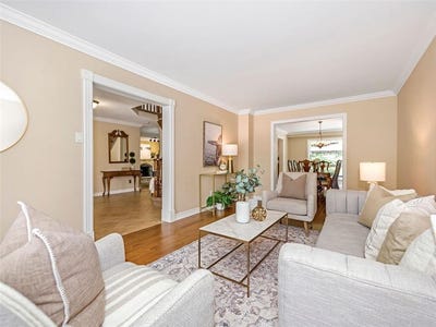 /international/ca/2048-parklane-crescent-burlington-ontario-310094231134/