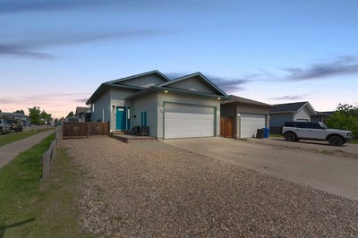 /international/ca/100-swanson-crescent-fort-mcmurray-alberta-310100110516/