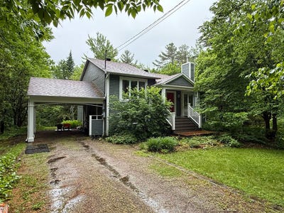 /international/ca/13-rue-du-zephyr-orford-quebec-310108969671/