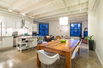 /international/ca/55-e-cordova-street-303-vancouver-british-columbia-310108035839/