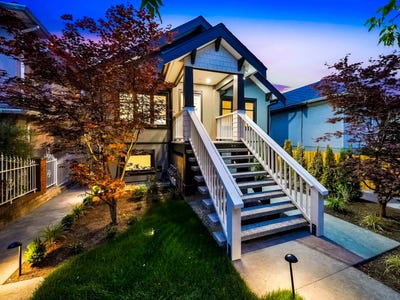 /international/ca/2339-parker-street-1-vancouver-british-columbia-310119970084/