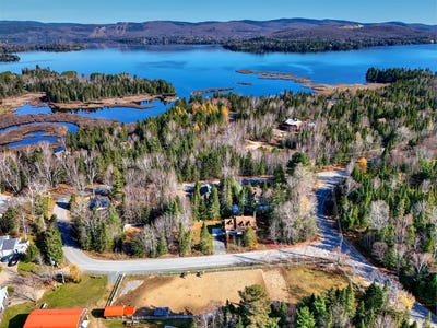 /international/ca/4-ch-issa-saint-donat-qc-j0t2c0-ca-saint-donat-quebec-310101495728/