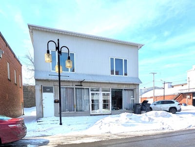 /international/ca/631-637-4e-rue-shawinigan-quebec-310108210053/