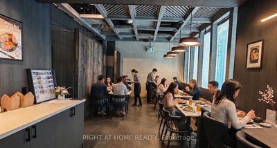 /international/ca/upper-upper-6-eglinton-avenue-e-toronto-ontario-310107410445/