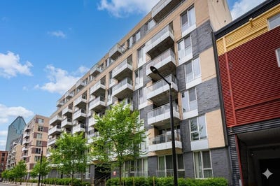 /international/ca/297-rue-du-shannon-montreal-quebec-310108307427/