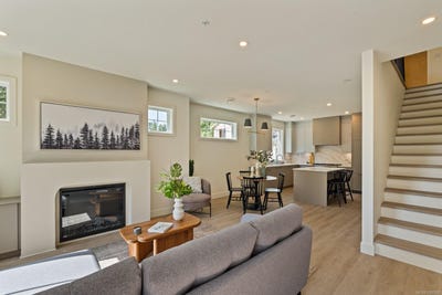 /international/ca/2770-vantilburg-cres-16-langford-british-columbia-310100535843/