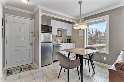 /international/ca/261-rue-merry-s-magog-quebec-310105240321/