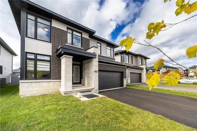 /international/ca/374-big-dipper-street-manotick-ontario-310120430135/