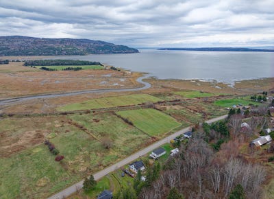/international/ca/ch-de-la-pointe-baie-saint-paul-quebec-310098473034/