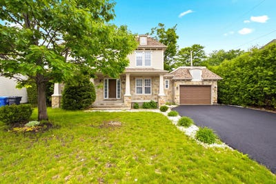 /international/ca/10-rue-des-pivoines-blainville-quebec-310108809119/