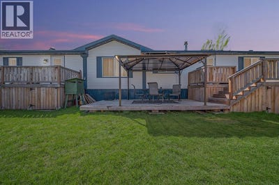 /international/ca/213-mitchell-drive-fort-mcmurray-alberta-310108481447/