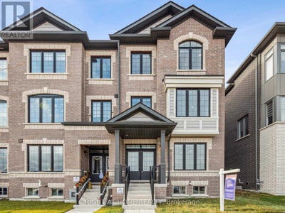 /international/ca/2632-delphinium-trail-pickering-ontario-310100716778/