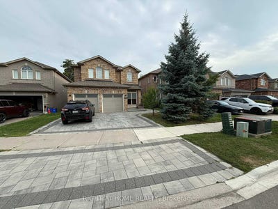 /international/ca/57-bayswater-avenue-richmond-hill-ontario-310107579828/