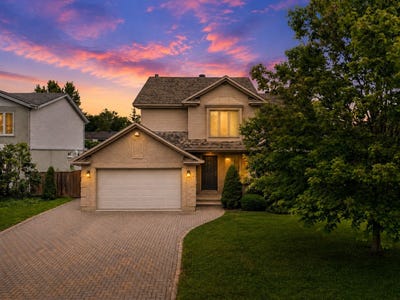 /international/ca/2034-place-des-genevriers-saint-bruno-de-montarville-quebec-310109920282/