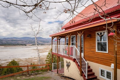 /international/ca/280-ch-du-cap-aux-rets-baie-saint-paul-quebec-310107966577/